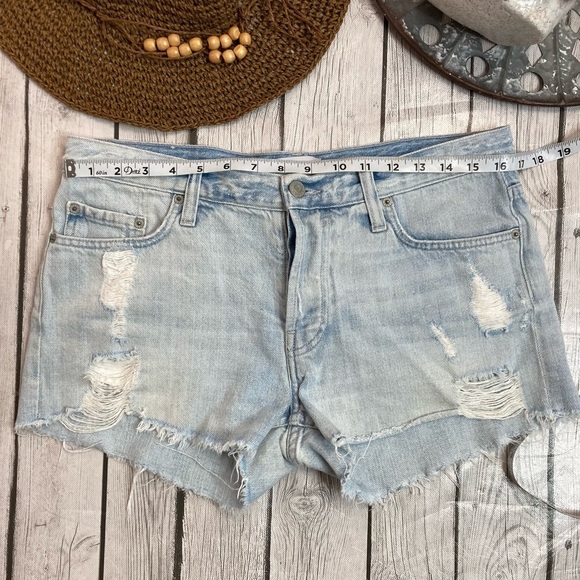 Rails Distressed Cutoff Jean Shorts - Picture 4 of 9